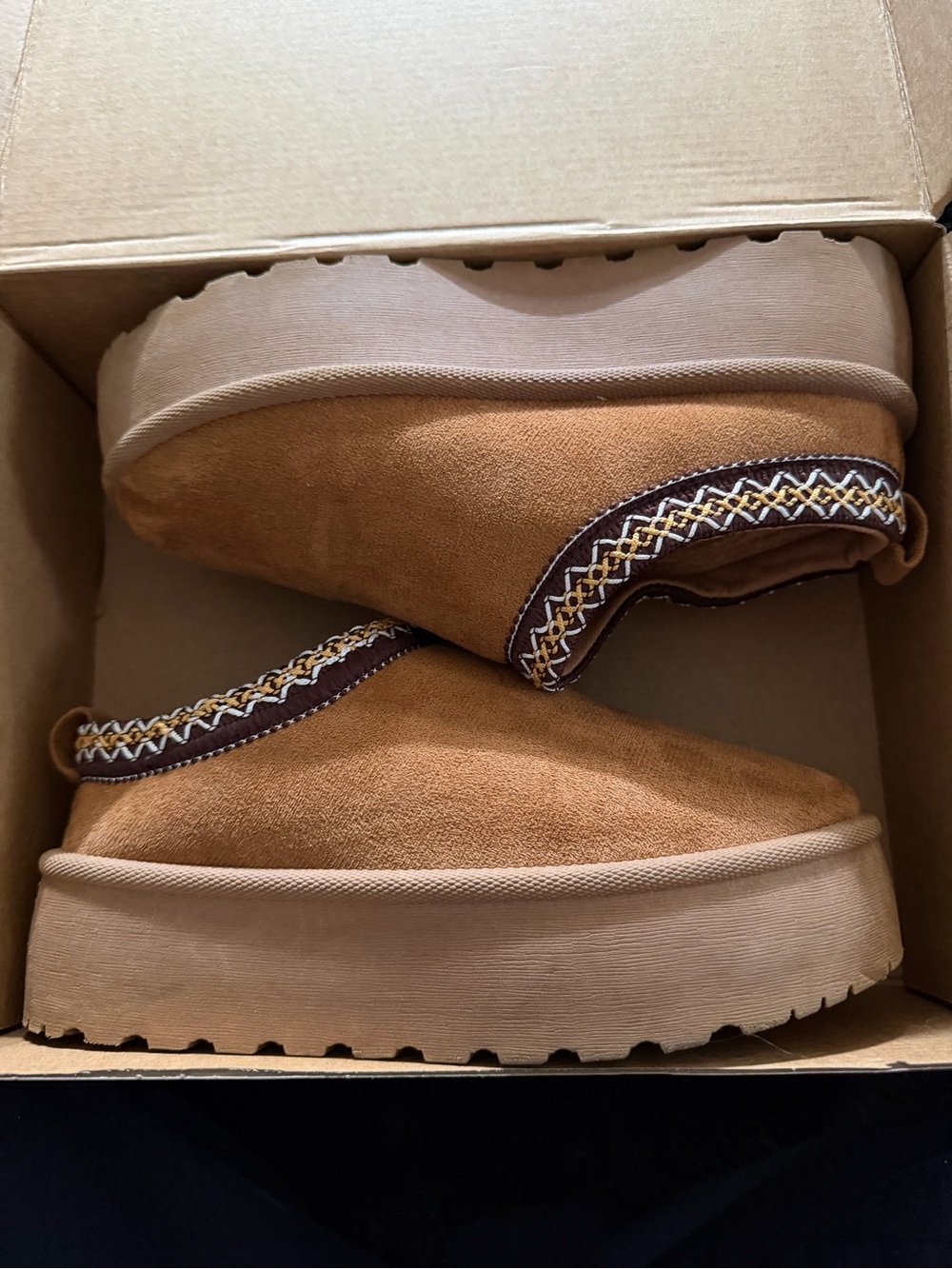 Women’s Suede Platform Slip-On Shoes in Chestnut Brown